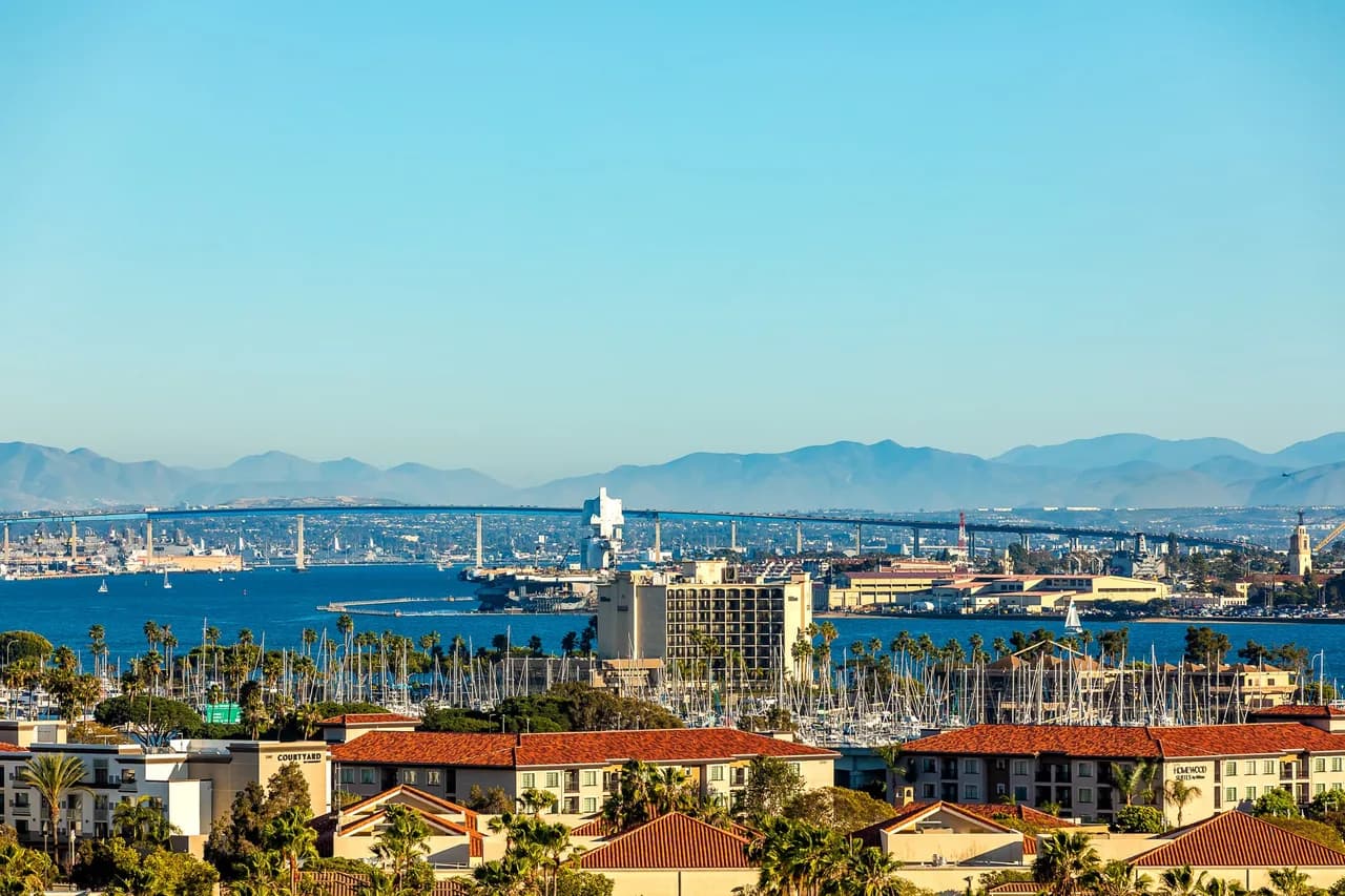 Bay View Three Bedroom Villa in San Diego photo 3