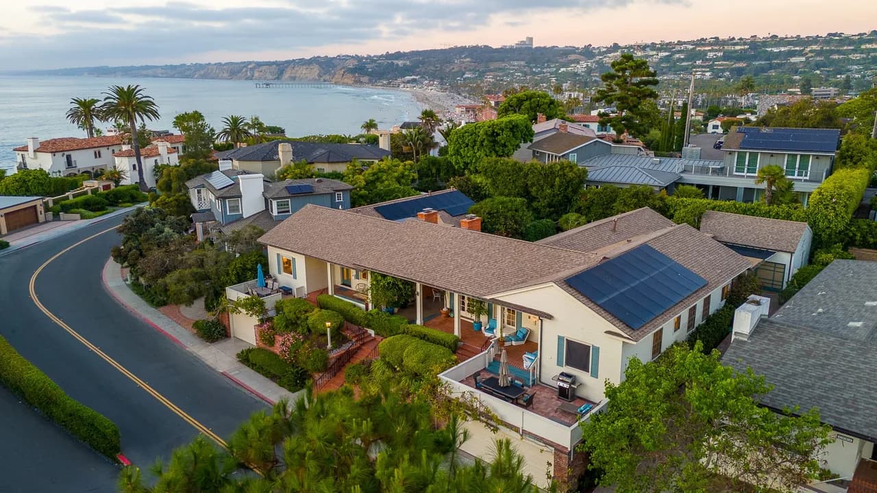 Oceanview Four Bedroom Retreat in San Diego