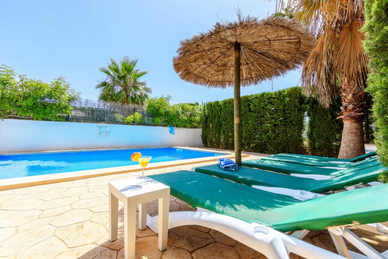 Centrally Located Three Bedroom Villa in Cala d'Or photo 5