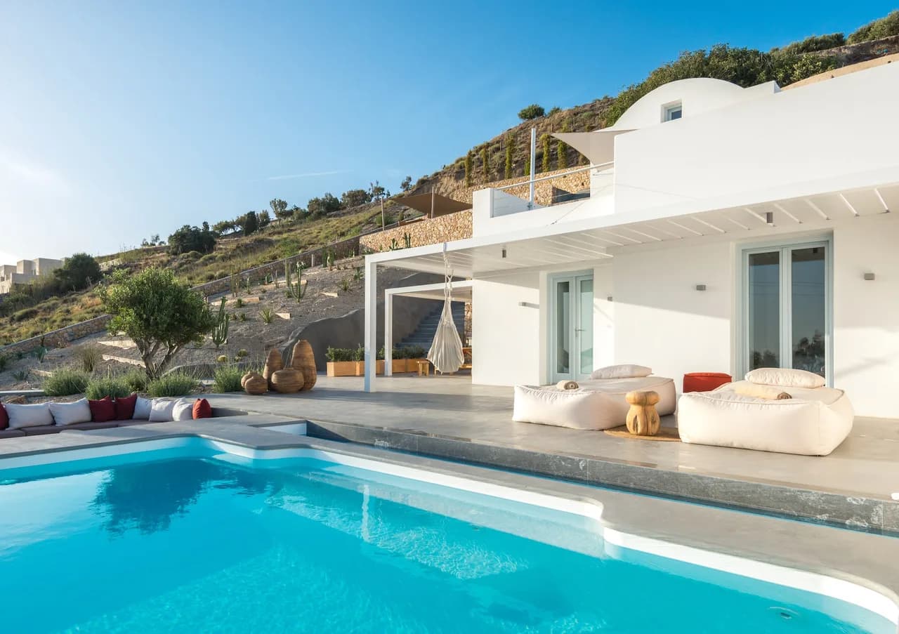 Cycladic Honeymoon Villa with Infinity Pool