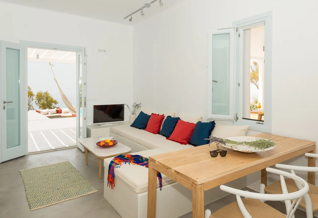Cycladic Honeymoon Villa with Infinity Pool photo 2