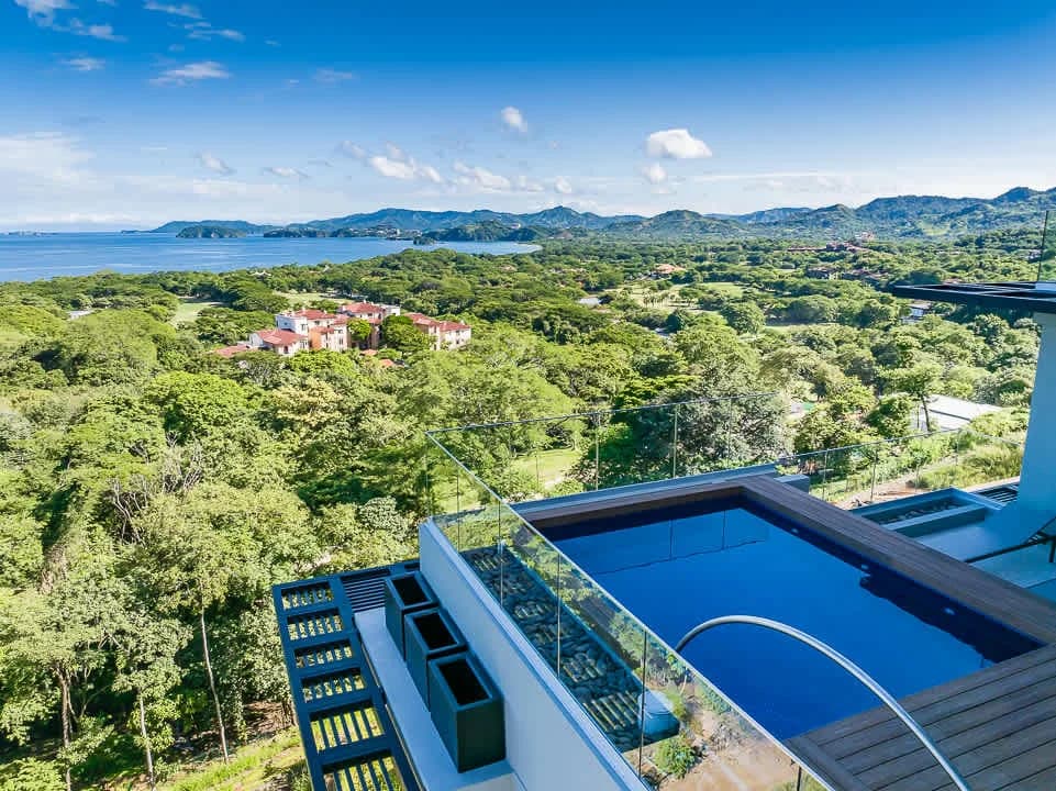 Ocean View Penthouse in Guanacaste photo 2