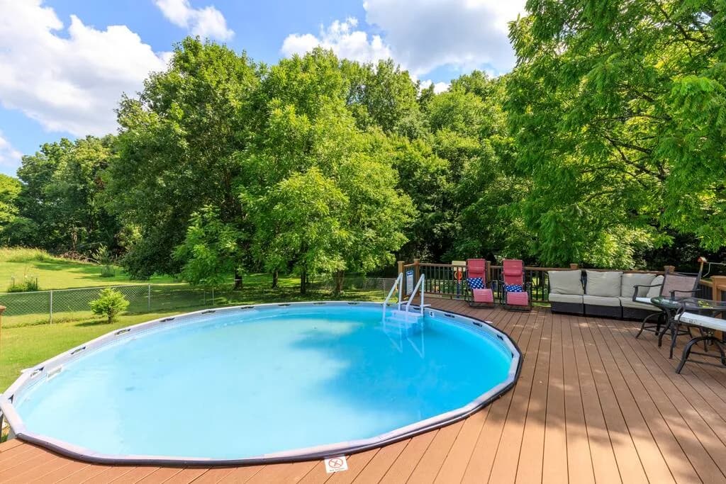 Luxury Poolside Four Bedroom Retreat in Nashville photo 5