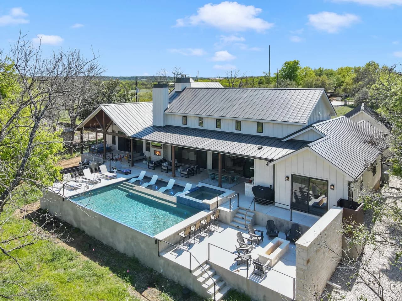 Lakeview Six Bedroom Villa in Cottonwood Shores photo 3
