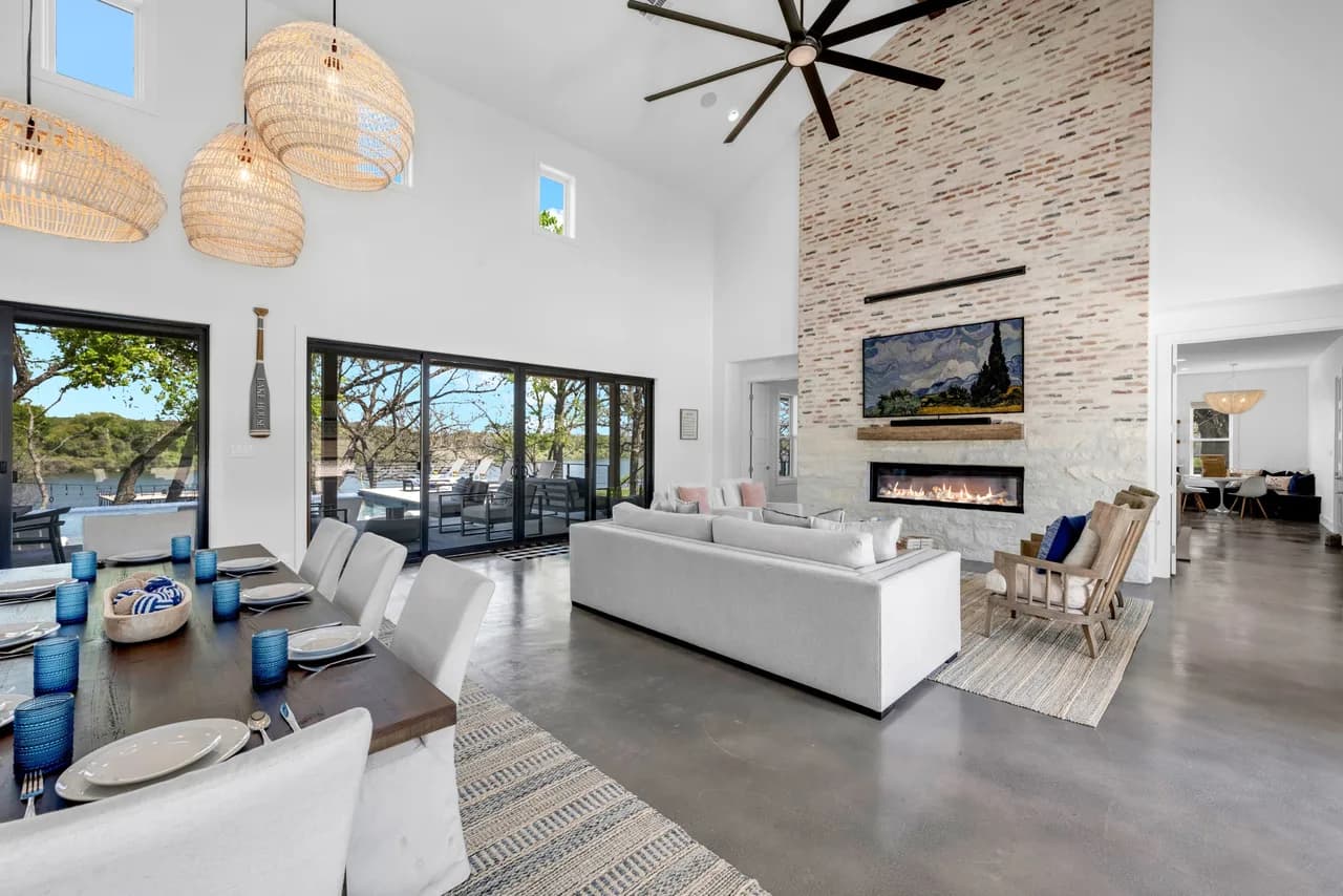 Lakeview Six Bedroom Villa in Cottonwood Shores photo 5
