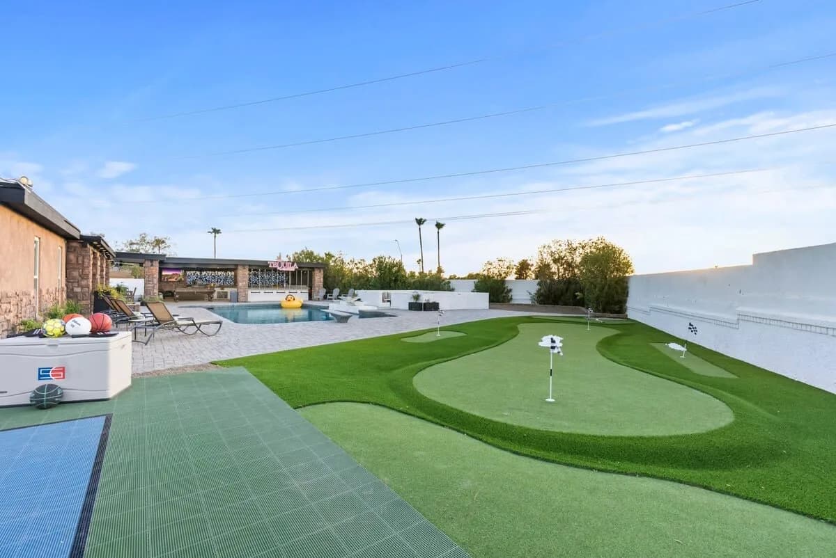 Resort Pool with Pickleball Court in Phoenix photo 4