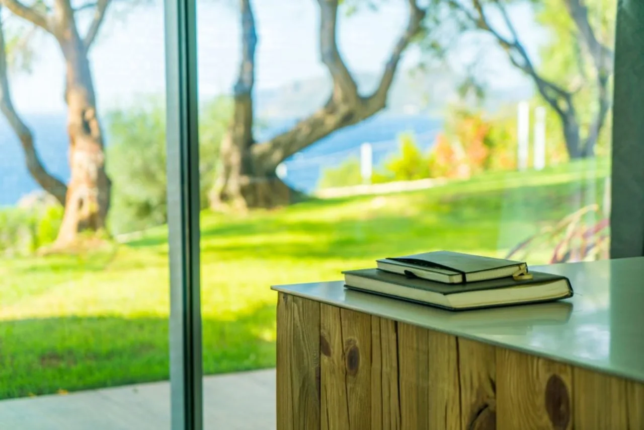 Breathtaking Villa with Olive Groves and Infinity photo 2