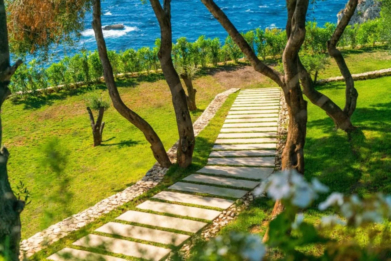 Breathtaking Villa with Olive Groves and Infinity photo 5