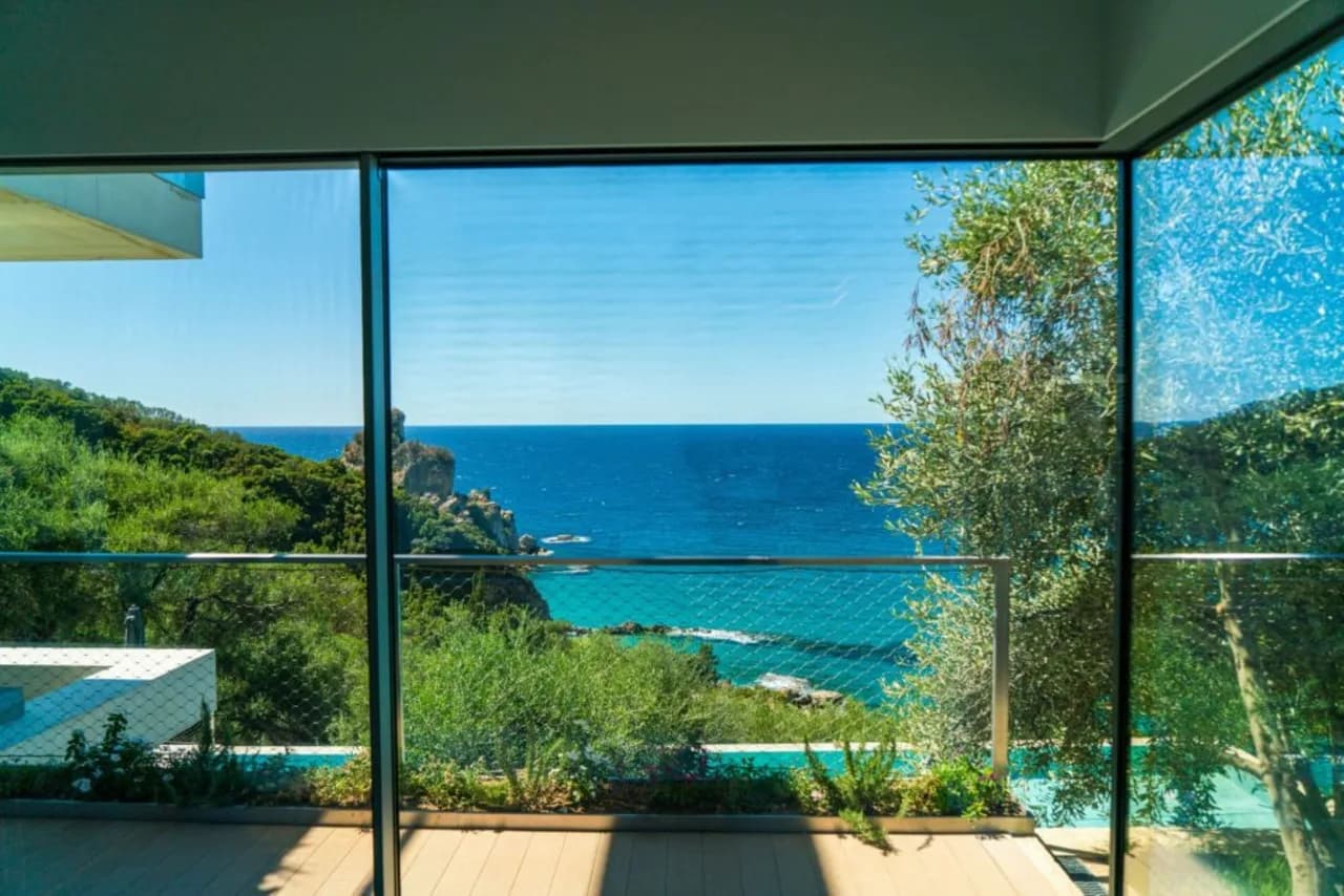 Extraordinary 3 levels Villa with Jacuzzi and Infi photo 5