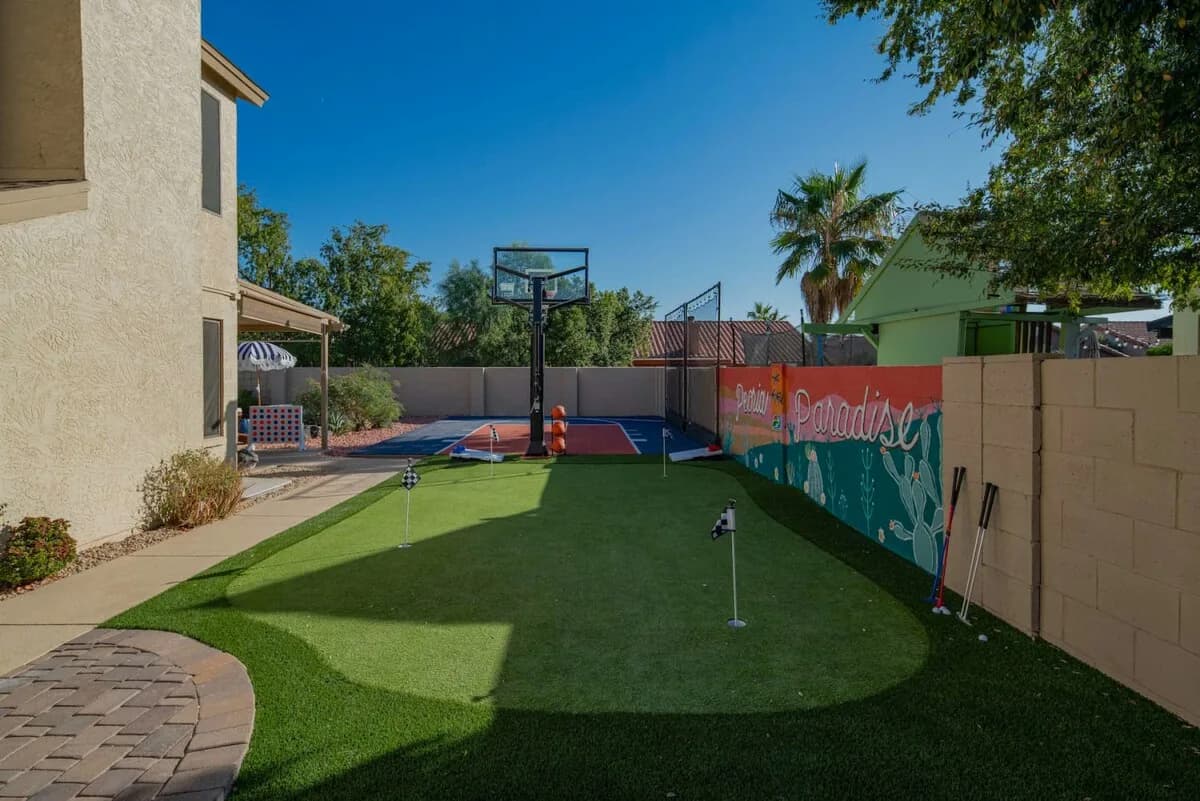 Heated Pool Retreat in Peoria Arizona photo 4