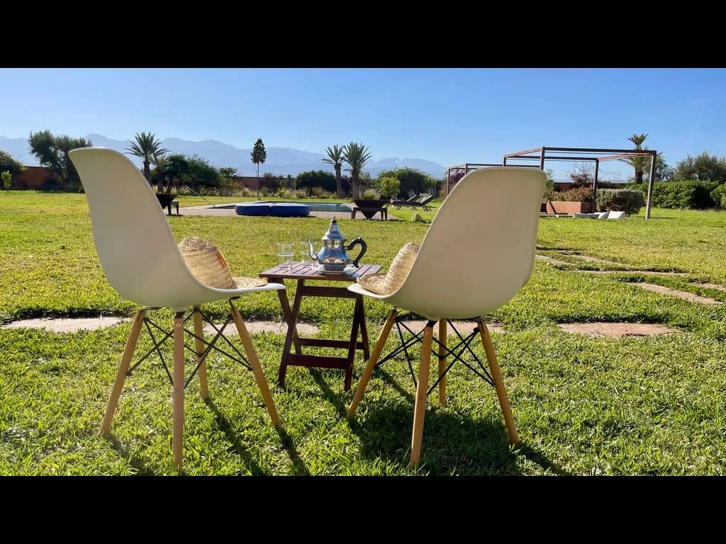 Villa Featuring a Magnificent Outdoor Pool photo 4