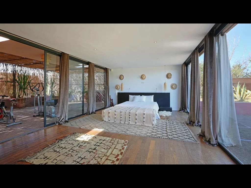 Architect's Californian Style Villa photo 5