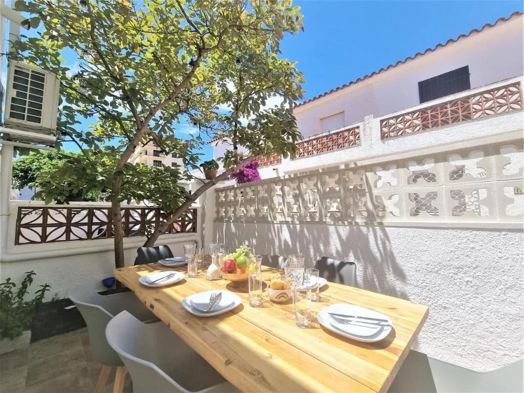 Charming Catalan Villa by the beach photo 3