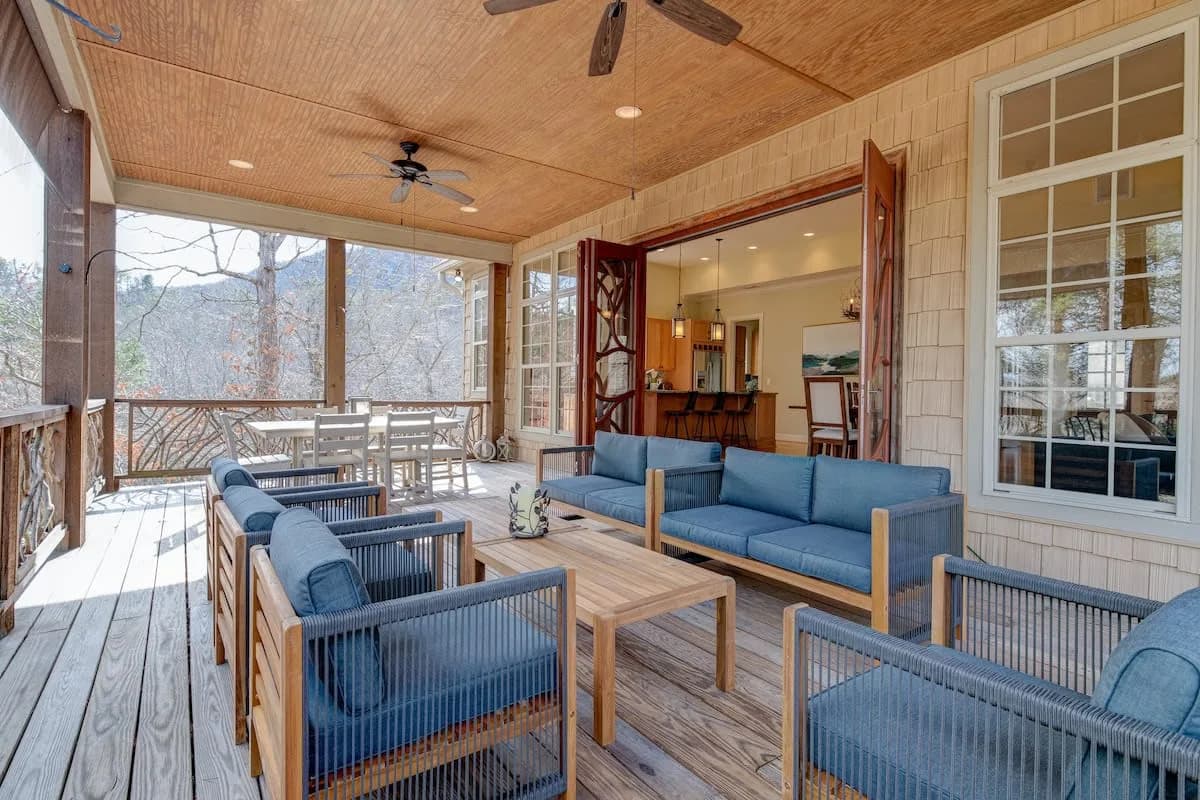 Lake Lure: Game Room ~ Fire Pit ~ Resort Access