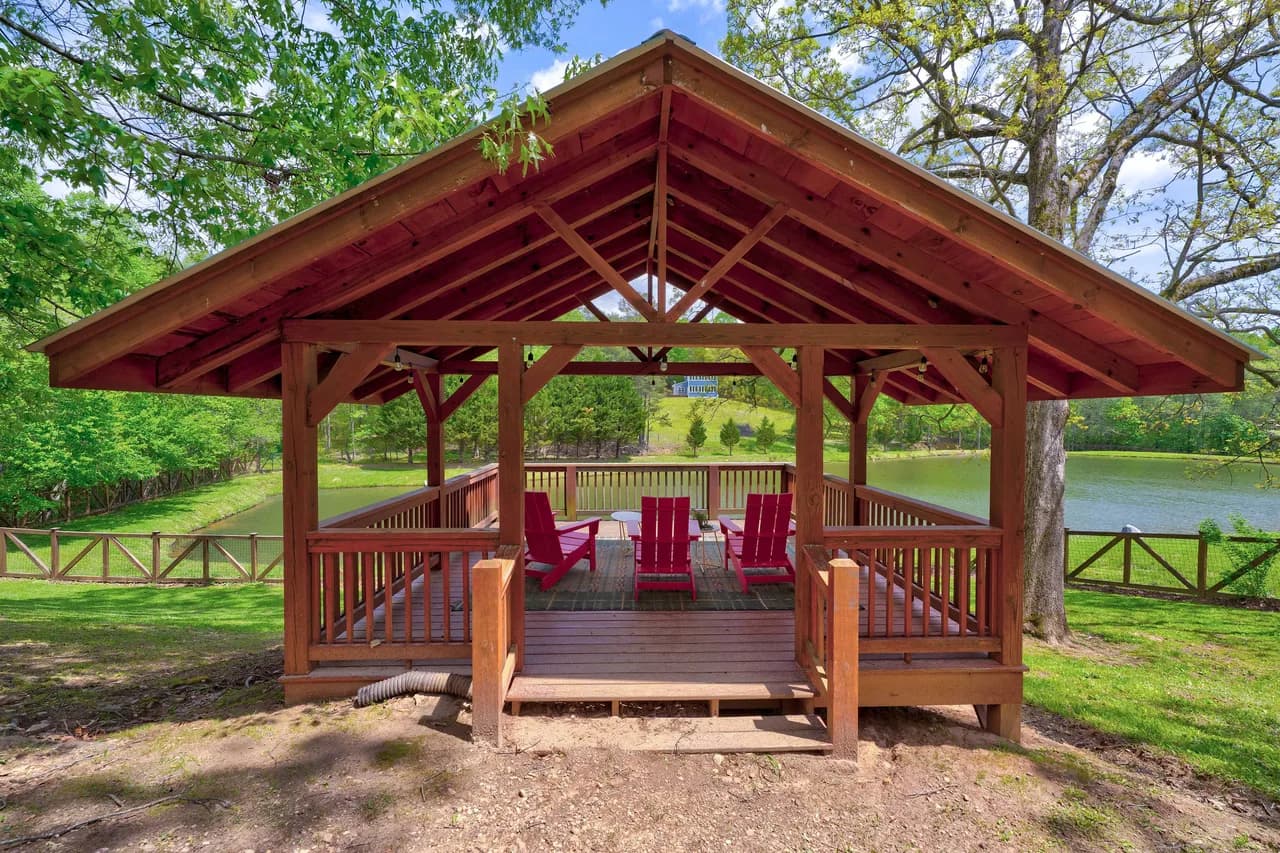 Lake View Six Bedroom Villa in Blairsville photo 4