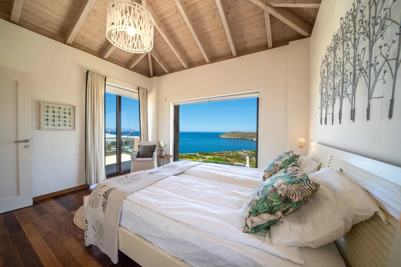A Luxurious Villa With Amazing Sea Views photo 3