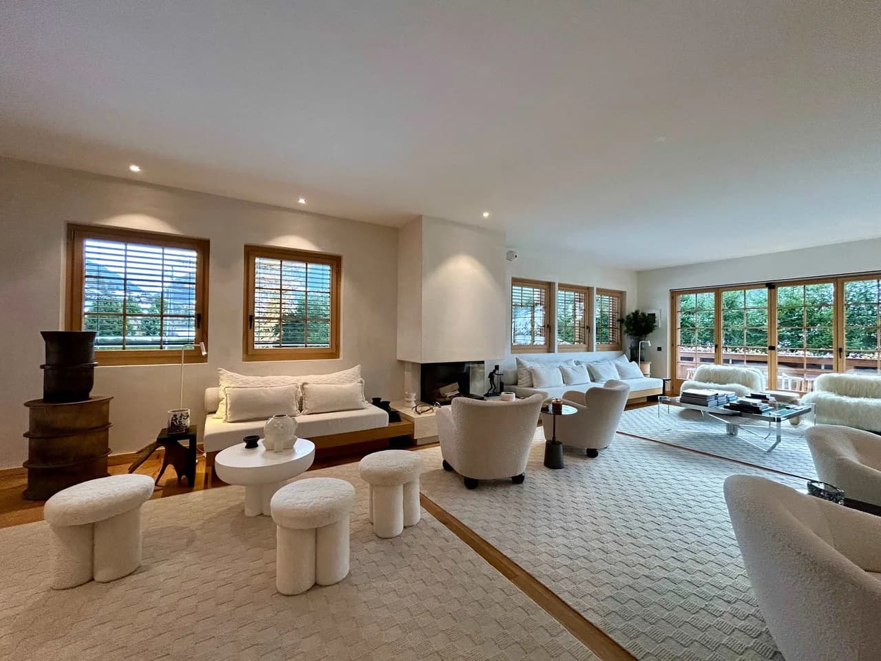 Luxury Modern Chalet in Gstaad photo 2