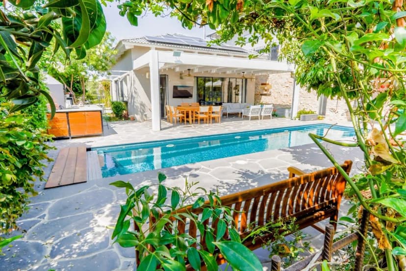 Cosy 4 Br Villa In The Heart Of Caesarea