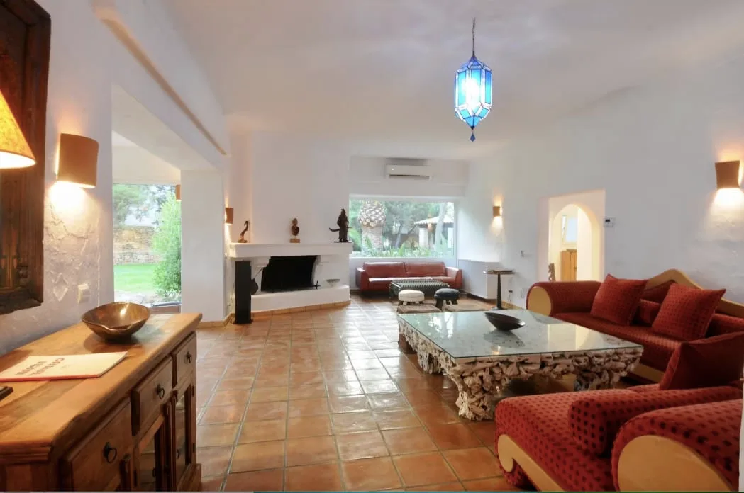 Beautiful Moroccan-Bali Fusion Villa with Tropical Garden photo 2