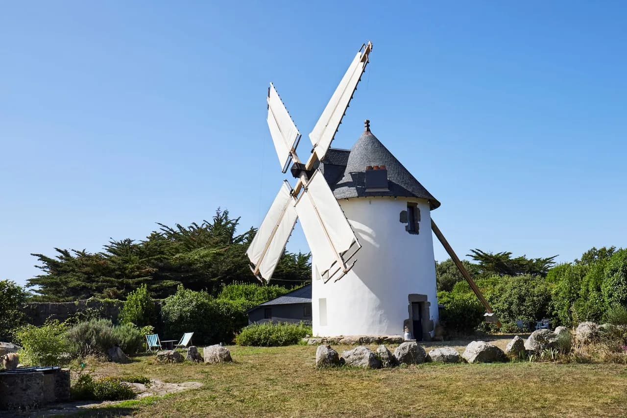Unique Windmill And Farmhouse With Timeless Beauty photo 2