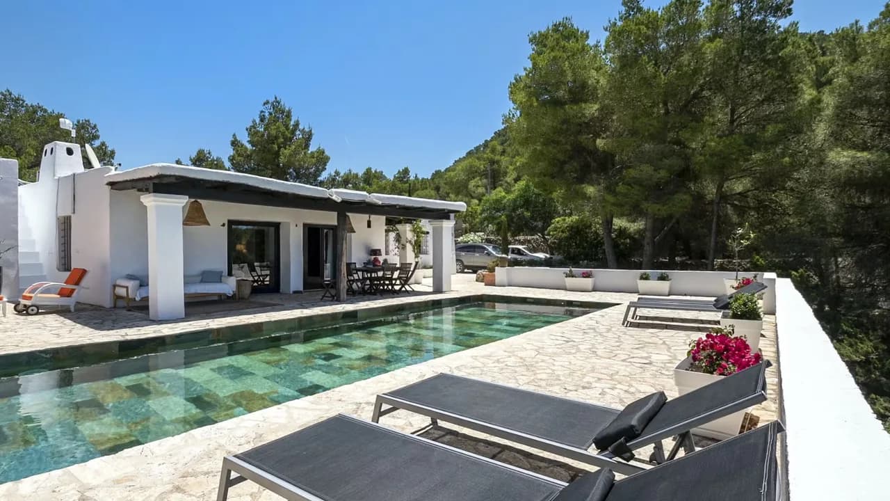 Hilltop Casa Overlooking the Mediterranean Sea photo 4