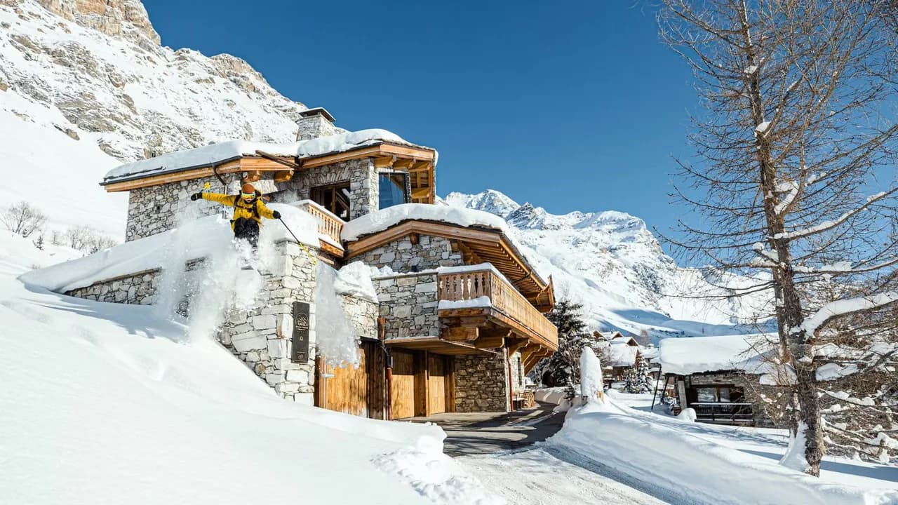 Modern Mountain Retreat With Breathtaking Views