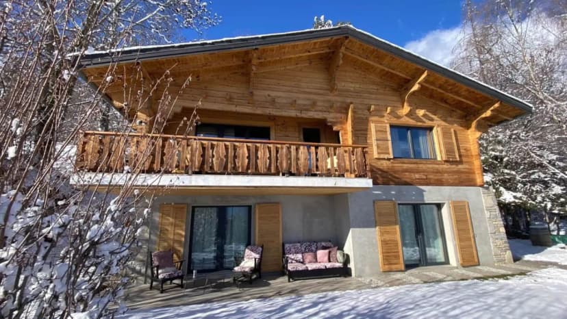 Stunning Luxury Ski Chalet in Crans-Montanna