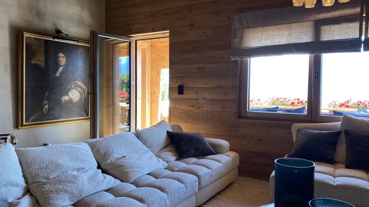 Stunning Luxury Ski Chalet in Crans-Montanna photo 2