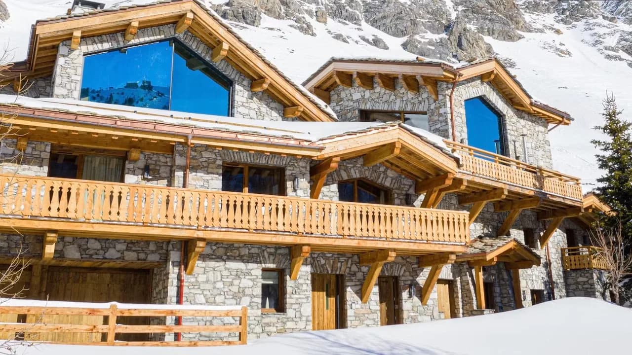 Mountain Chalet Perfect for Family Vacation photo 2