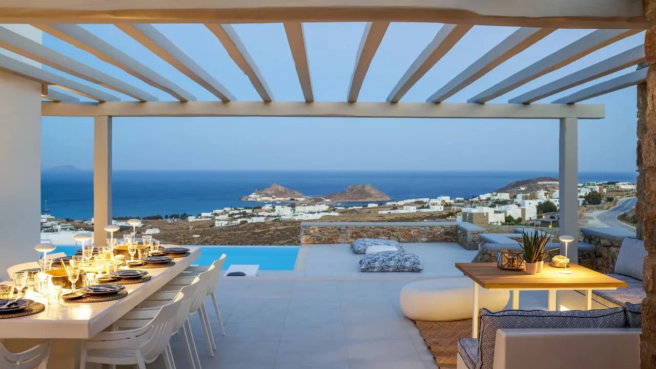 Villa With Authentic Myconian Architecture photo 3