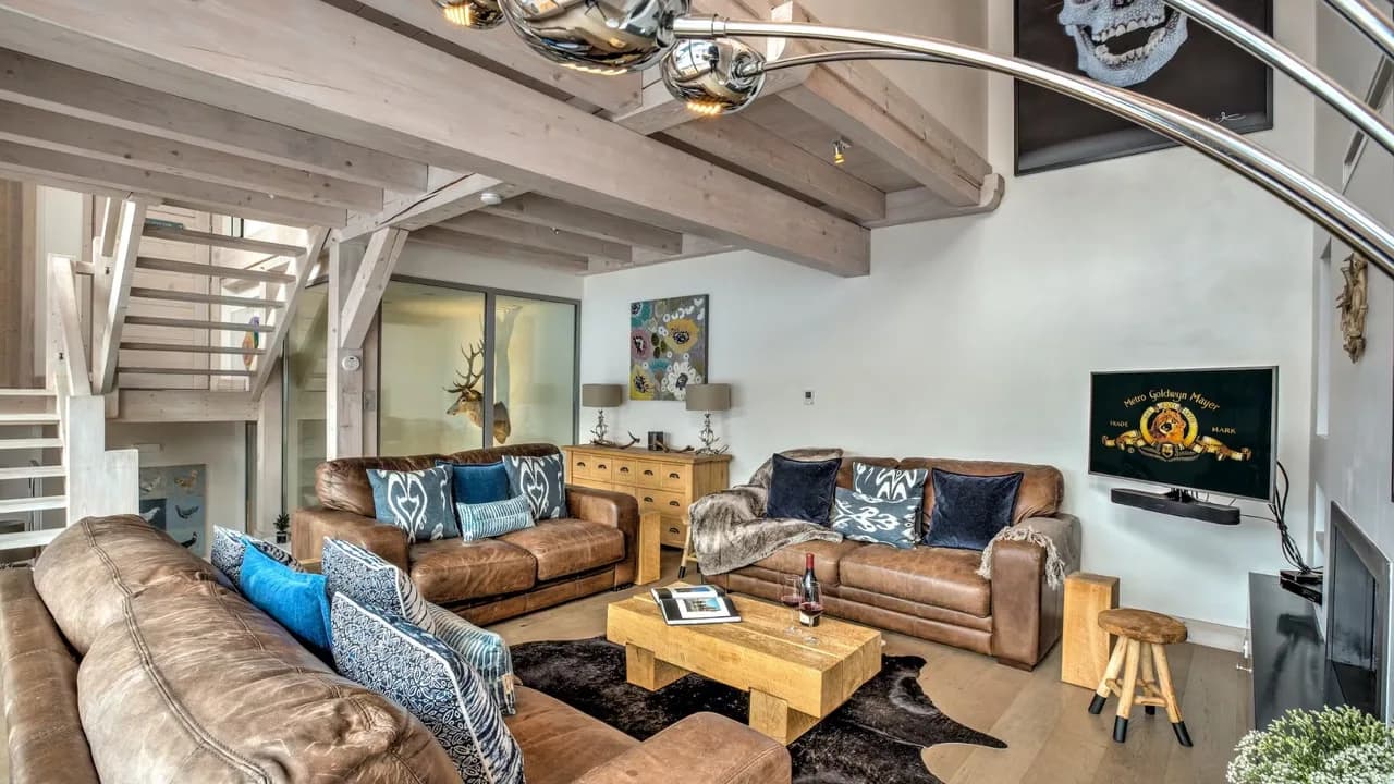 Luxury Chalet Overlooking the Morzine Valley photo 2