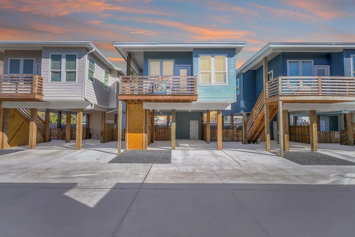 Beachside Retreat with Private Pool in Port Aransas photo 5