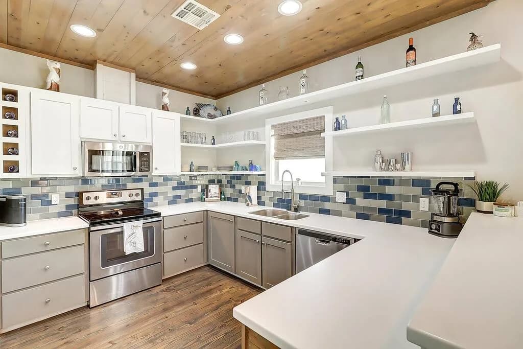 Beachfront Five Bedroom Villa in Port Aransas photo 4