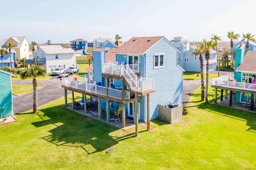 Beachfront Family Villa in Port Aransas