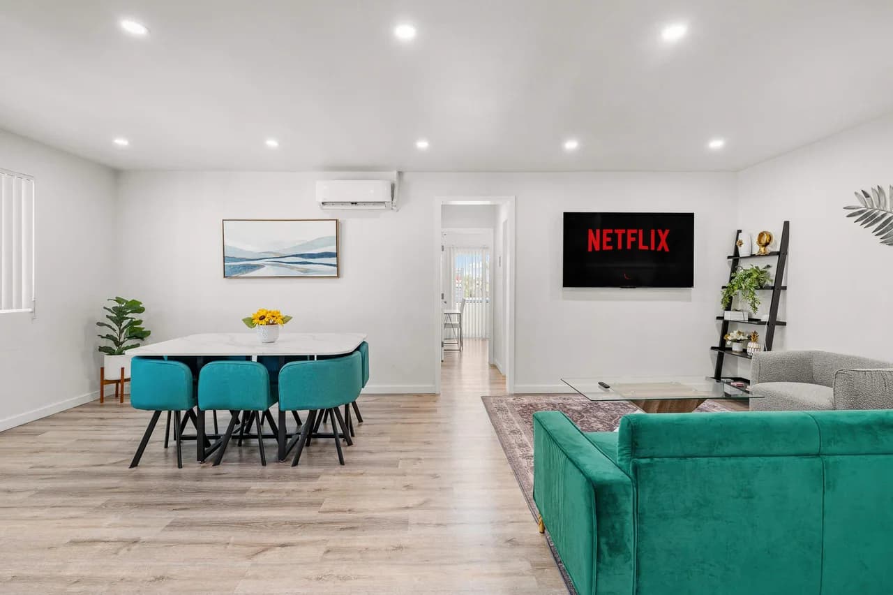 Stylish Modern Retreat in Altadena, California photo 5