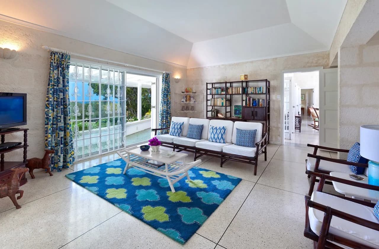Luxurious Three Bedroom Villa On The Exclusive San photo 5