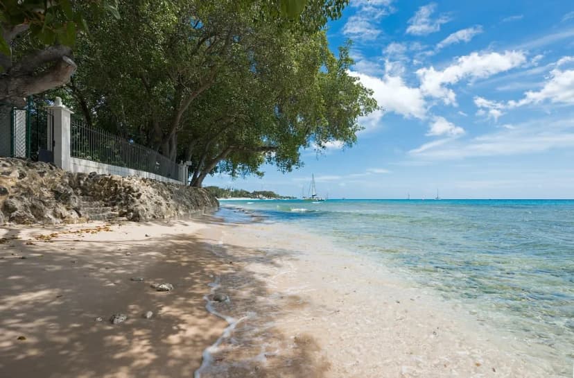 Incredibly Beautiful Tropical Garden Villa In Barb