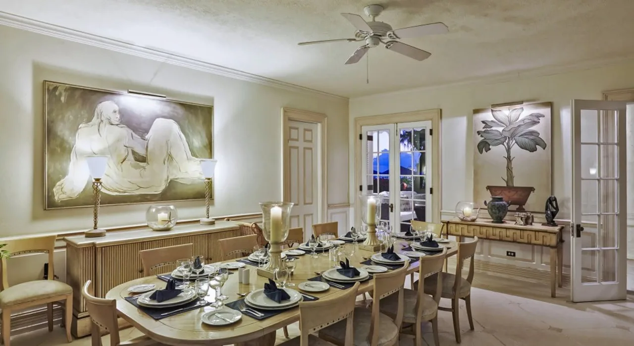 4 Bedroom Luxury Beach Front Villa photo 3