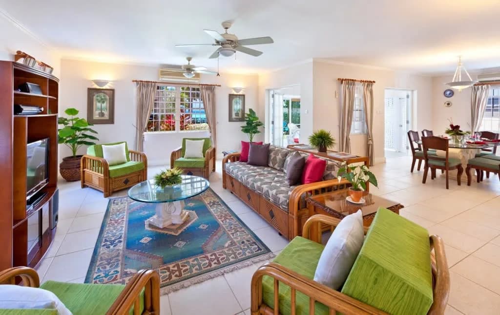3 Bed And Private Pool By The Beach At Fitts Villa photo 5