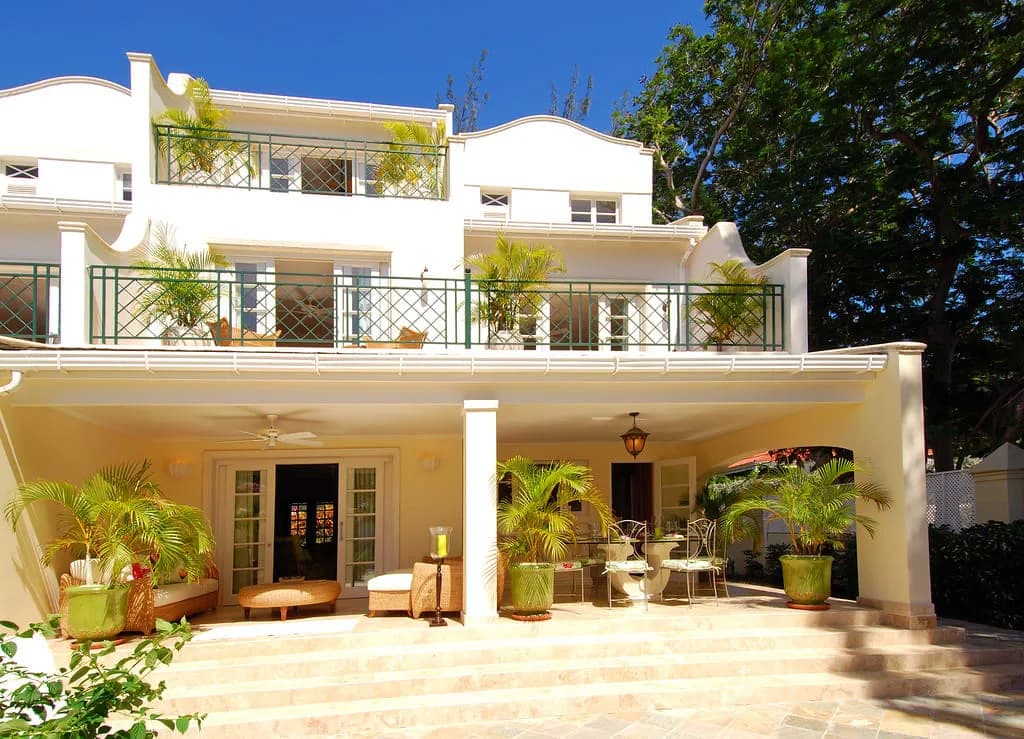 Luxury 4-Bed Townhouse In Mullins Bay In Barbados photo 2