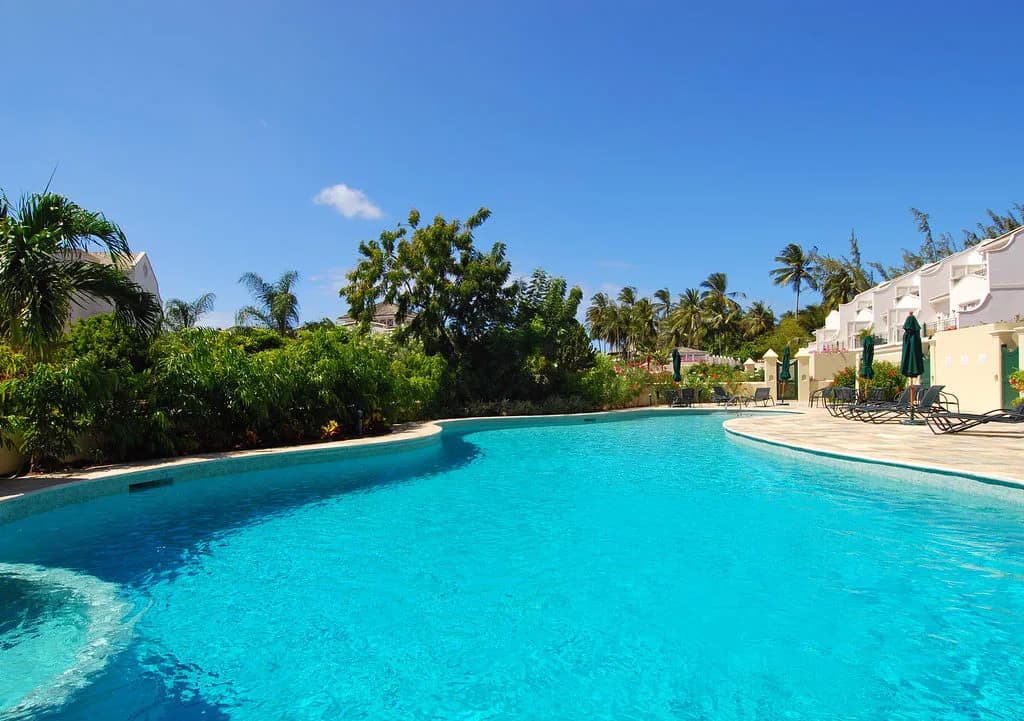 Luxury 4-Bed Townhouse In Mullins Bay In Barbados photo 3