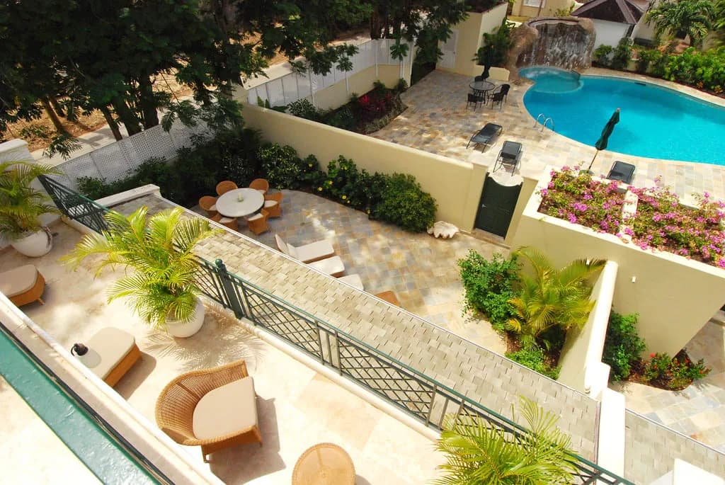 Luxury 4-Bed Townhouse In Mullins Bay In Barbados photo 4