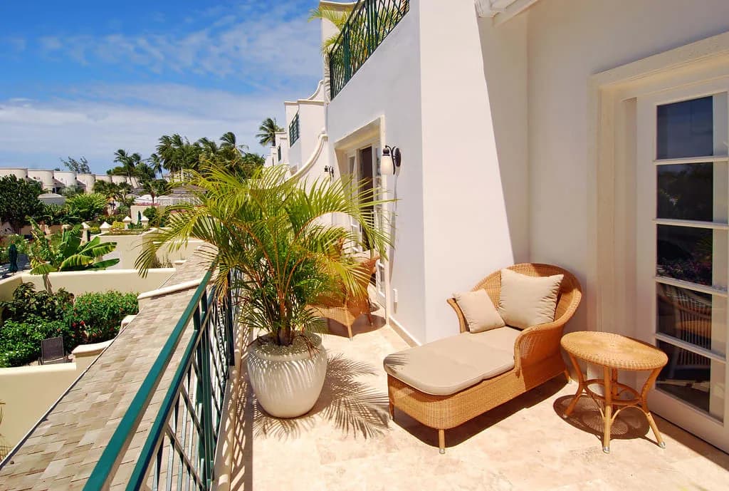 Luxury 4-Bed Townhouse In Mullins Bay In Barbados photo 5
