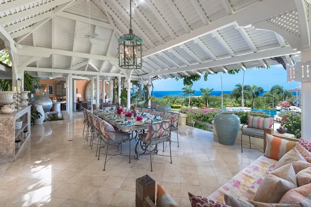 5 Bed Villa With Breathtaking Views Of The Ocean photo 5