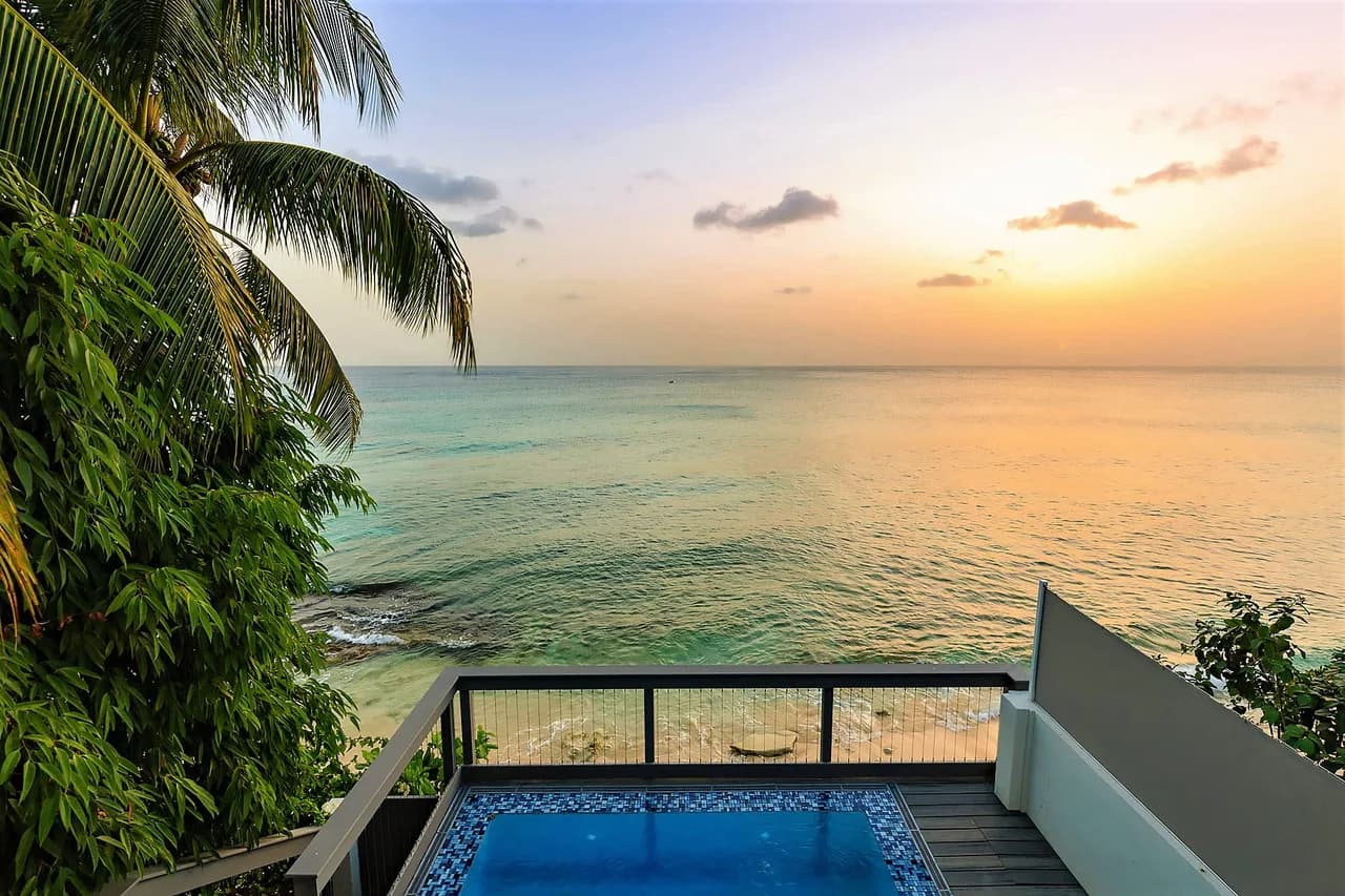 Exquisite Villa On The Beachfront in Barbados photo 4