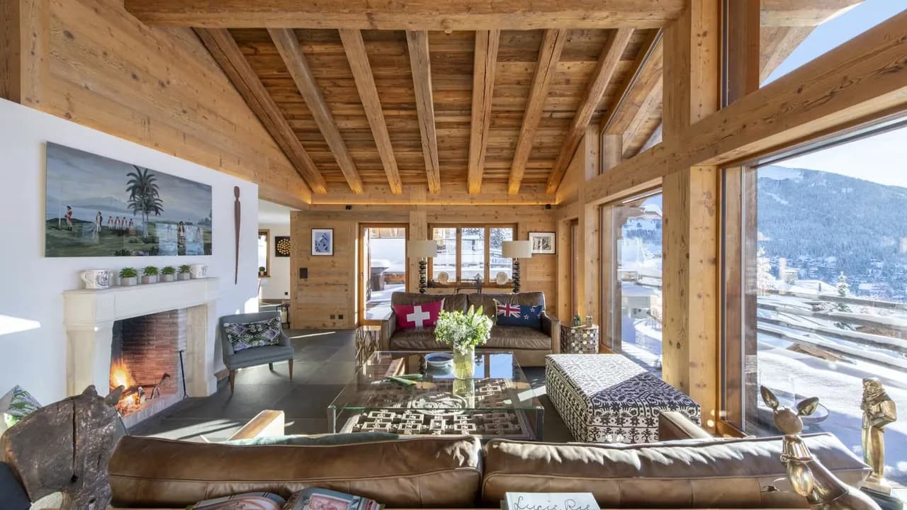 Impressive Luxury Chalet With Indoor Pool And Spa photo 2
