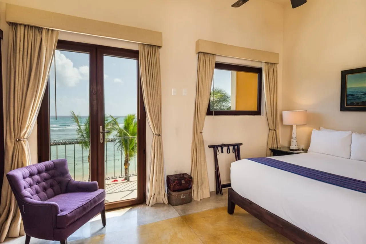 Mexican Boutique Villa with Tennis Court and Pool photo 3