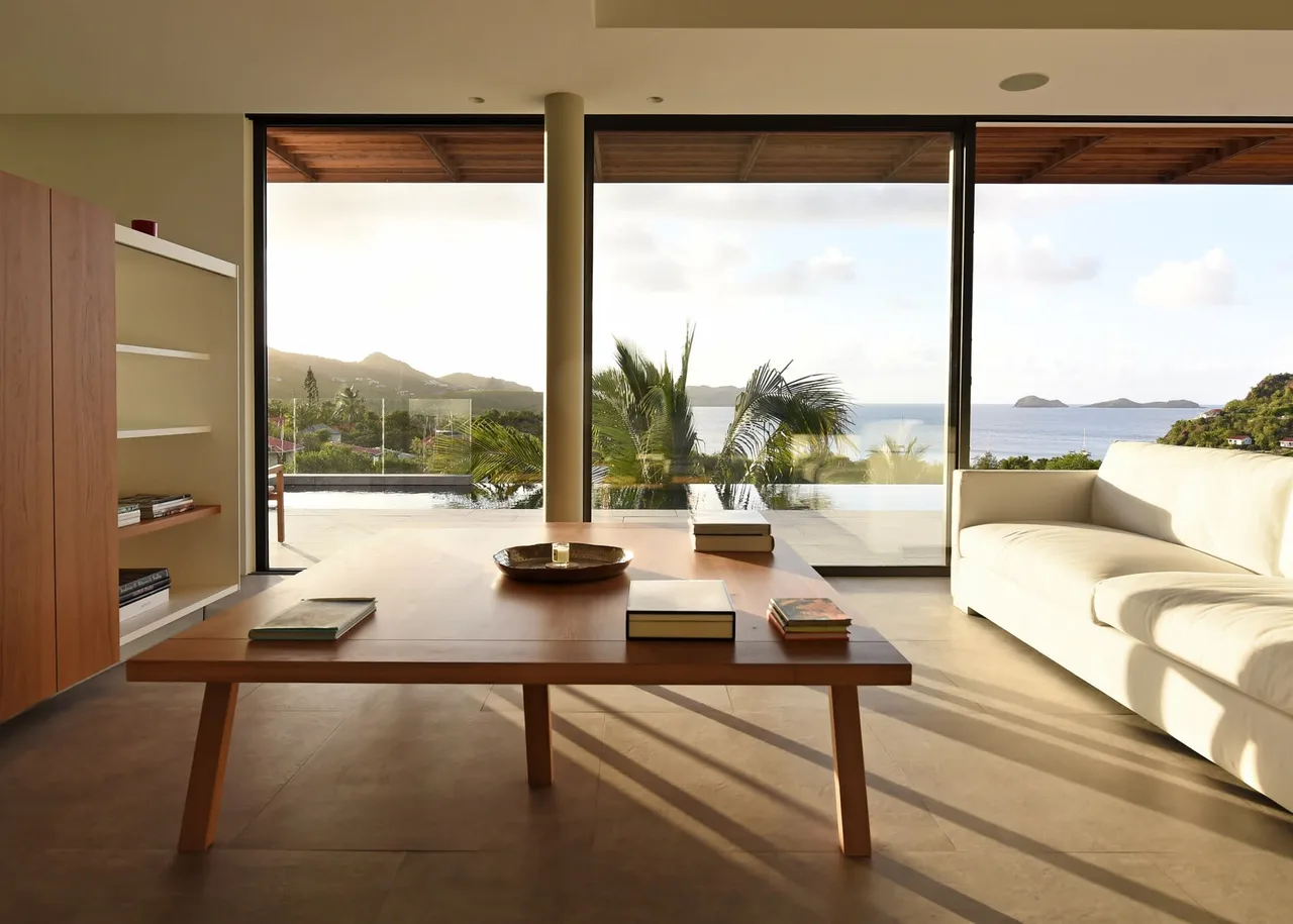 Exquisite 4-Bedroom Oceanview Villa with Infinity photo 2