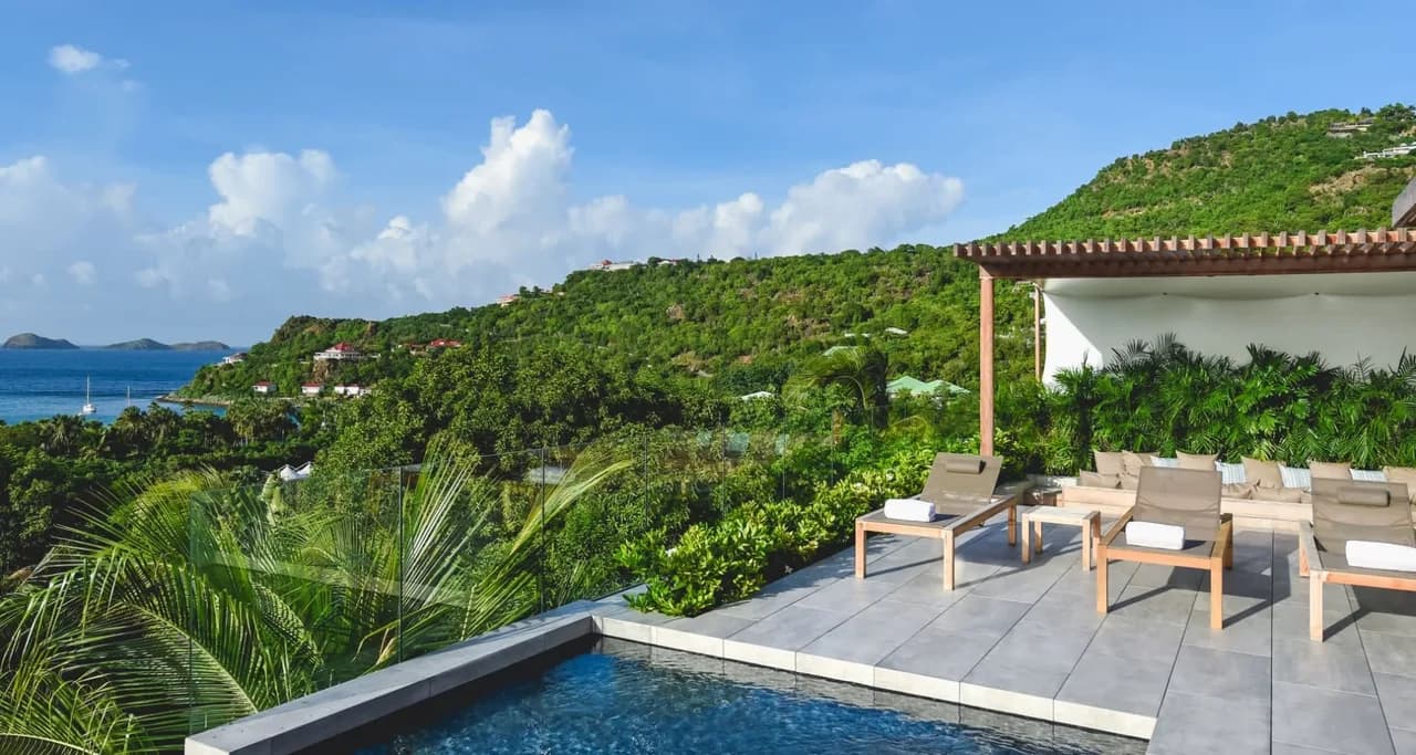 Exquisite 4-Bedroom Oceanview Villa with Infinity photo 4