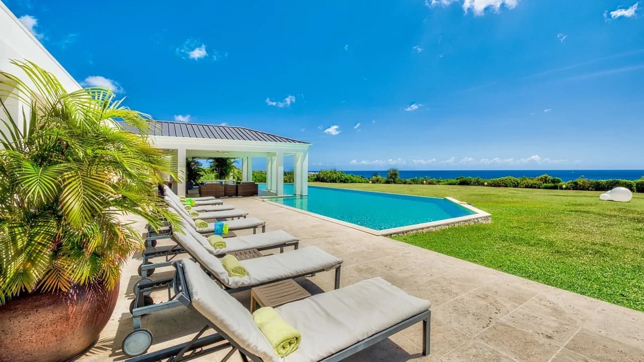 CONTEMPORARY HILLSIDE VILLA IN TERRES BASSES photo 4